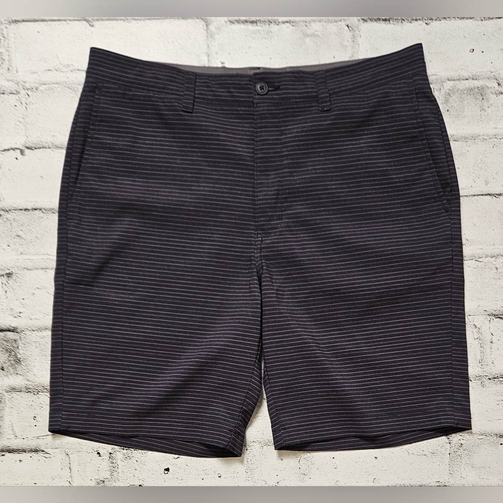 Ben Hogan Men's Golf Black And Grey Striped Shorts
